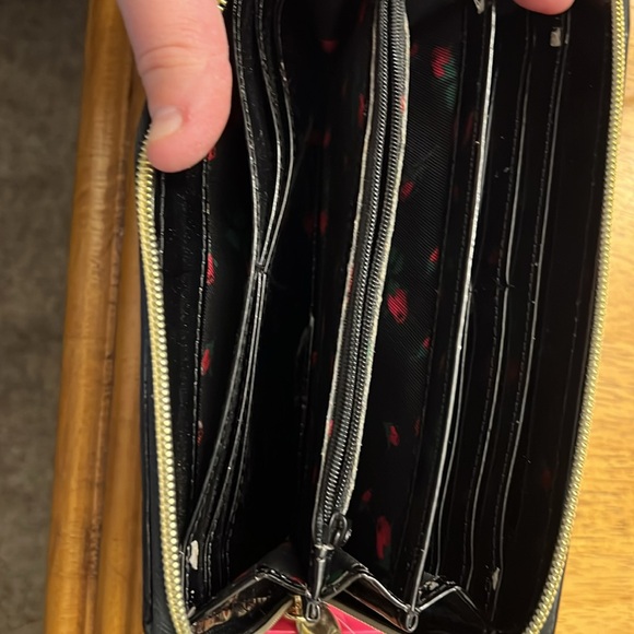 Betsey Johnson Wallet New with tags - Picture 2 of 5